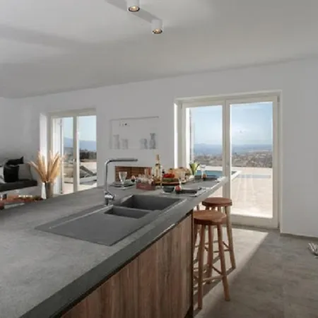 Avlia Panoramic Villa